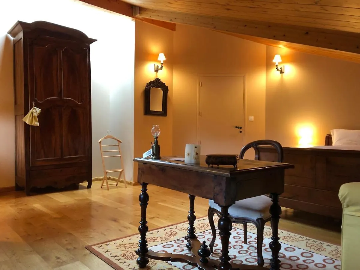 Couette-café Vaste chambre proche Toulouse dans Toulousaine 18ème Bouloc  France